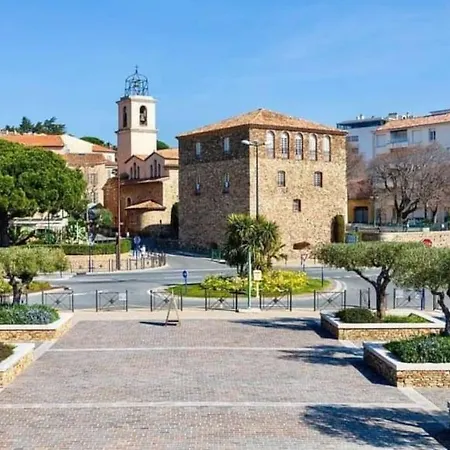 Proche Et Centre 2 Pieces Wifi&clim Apartment Sainte-Maxime