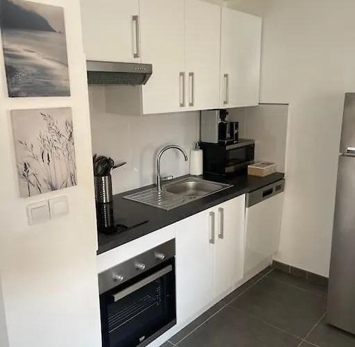 Proche Et Centre 2 Pieces Wifi&clim Lägenhet