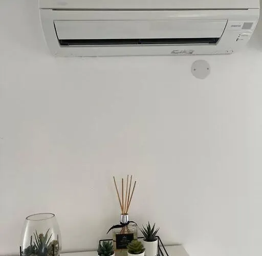 Proche Et Centre 2 Pieces Wifi&clim Lägenhet *