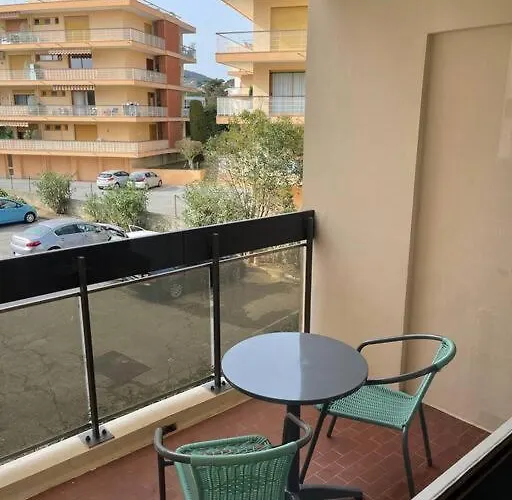 Lägenhet Proche Et Centre 2 Pieces Wifi&clim *